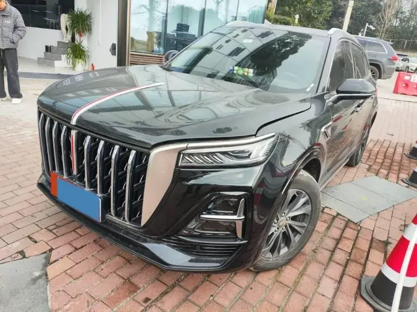 2023 HongQi HS5 2.0T 252HP L4 8AT