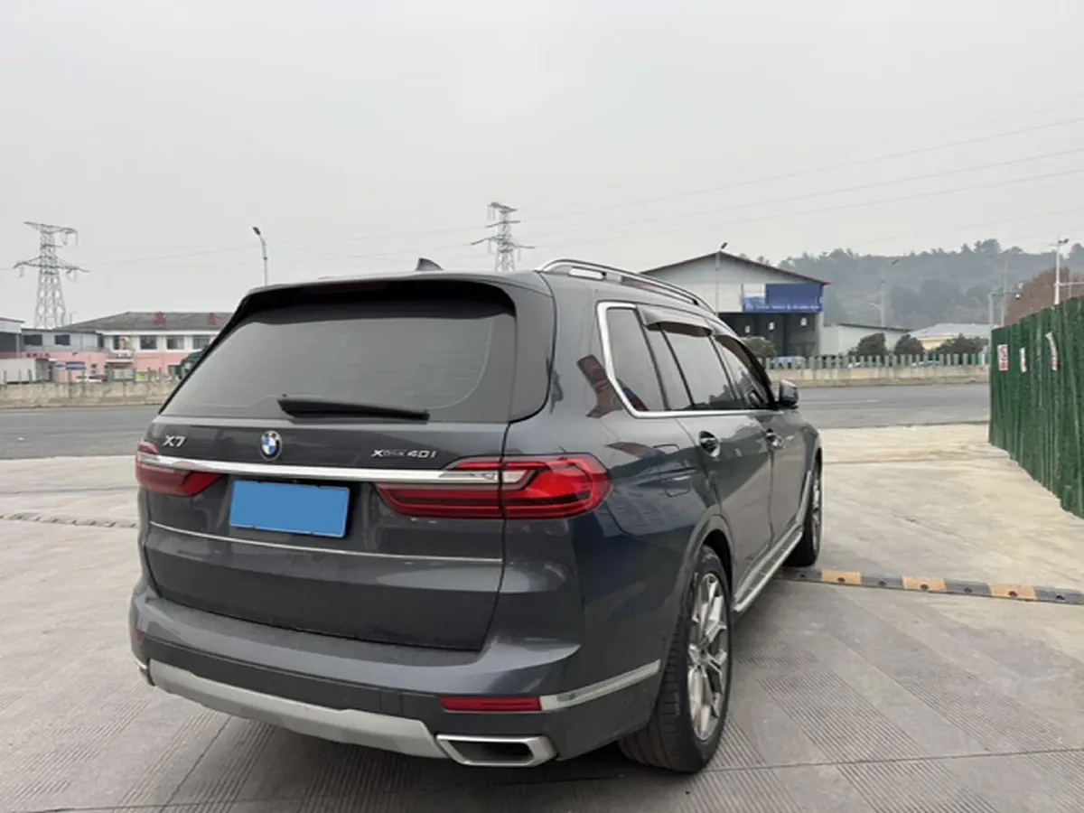 2021 BMW X7 3.0T 340HP L6 8AT,autocango,china used car exporter,china ev exporter,chinese used car exporter,chinese used ev exporter