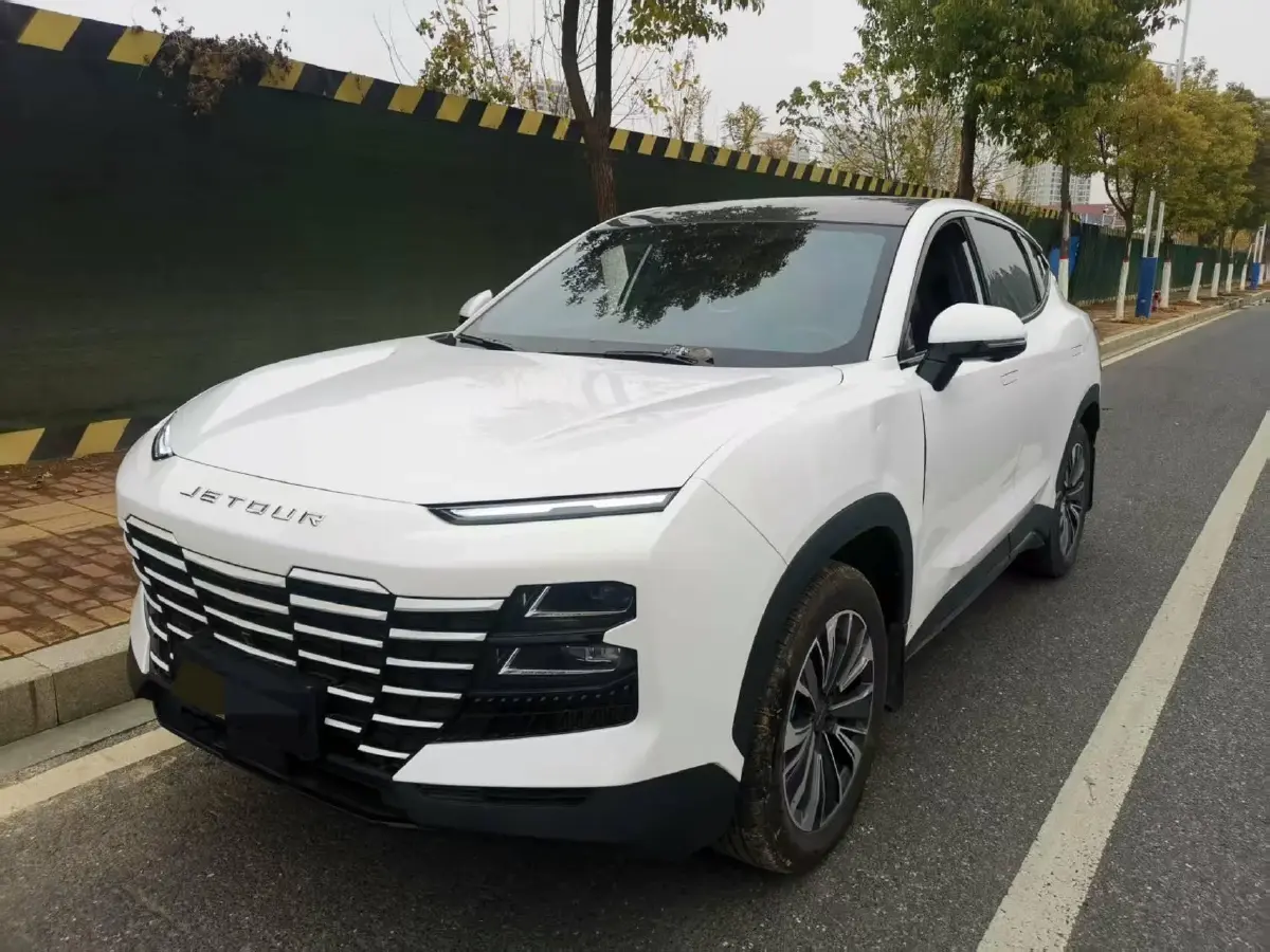 2023 Jetour DASHING i-DM 1.5T 156HP L4 3DHT PHEV 19.27KWH