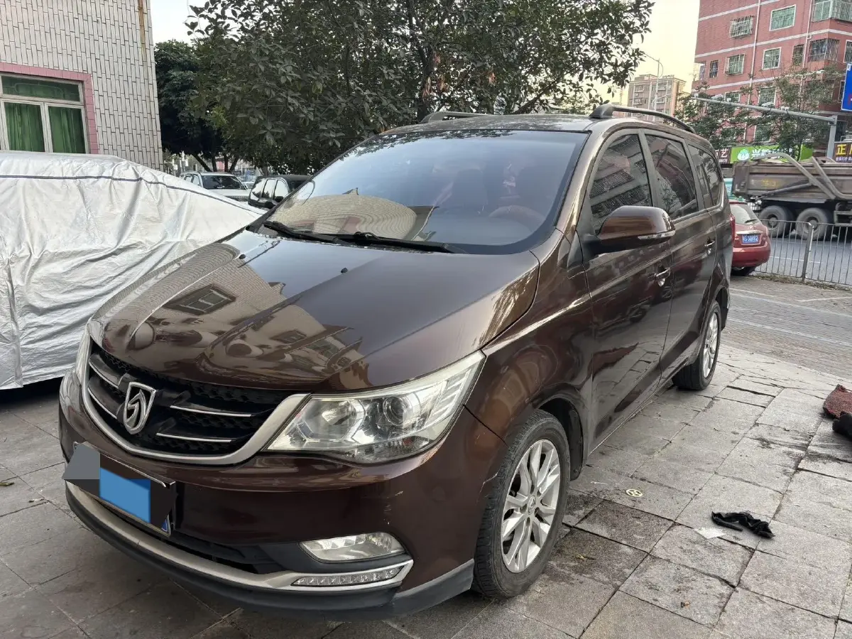 2016 BaoJun 730 1.5L 112HP L4 5MT