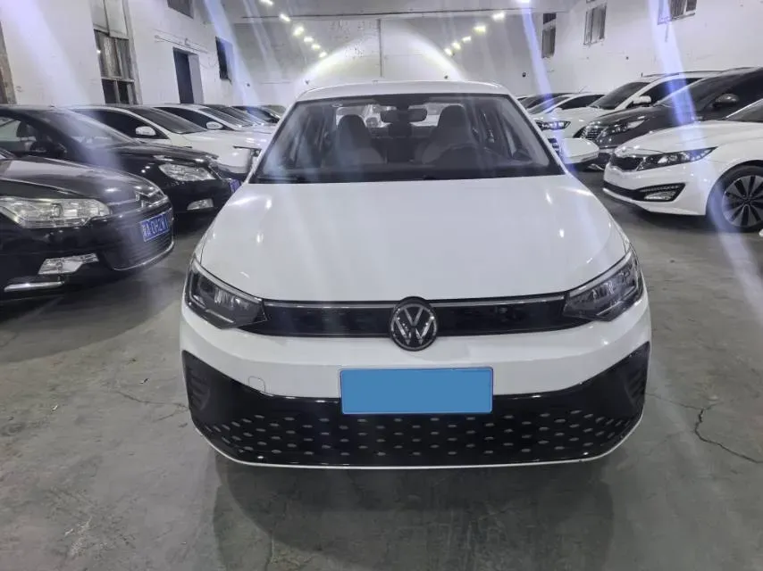 2023 Mazda 3 Axela 1.5L 117HP L4 6AT,autocango,china used car exporter,china ev exporter,chinese used car exporter,chinese used ev exporter