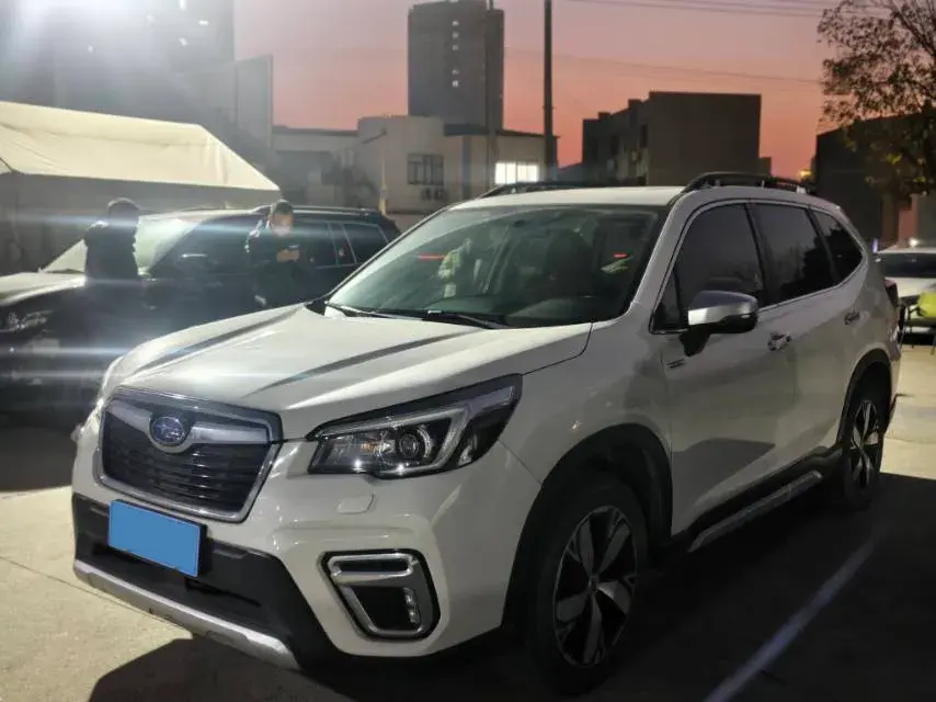 2020 Subaru Forester 2.0L 145HP H4 CVT Hybrid