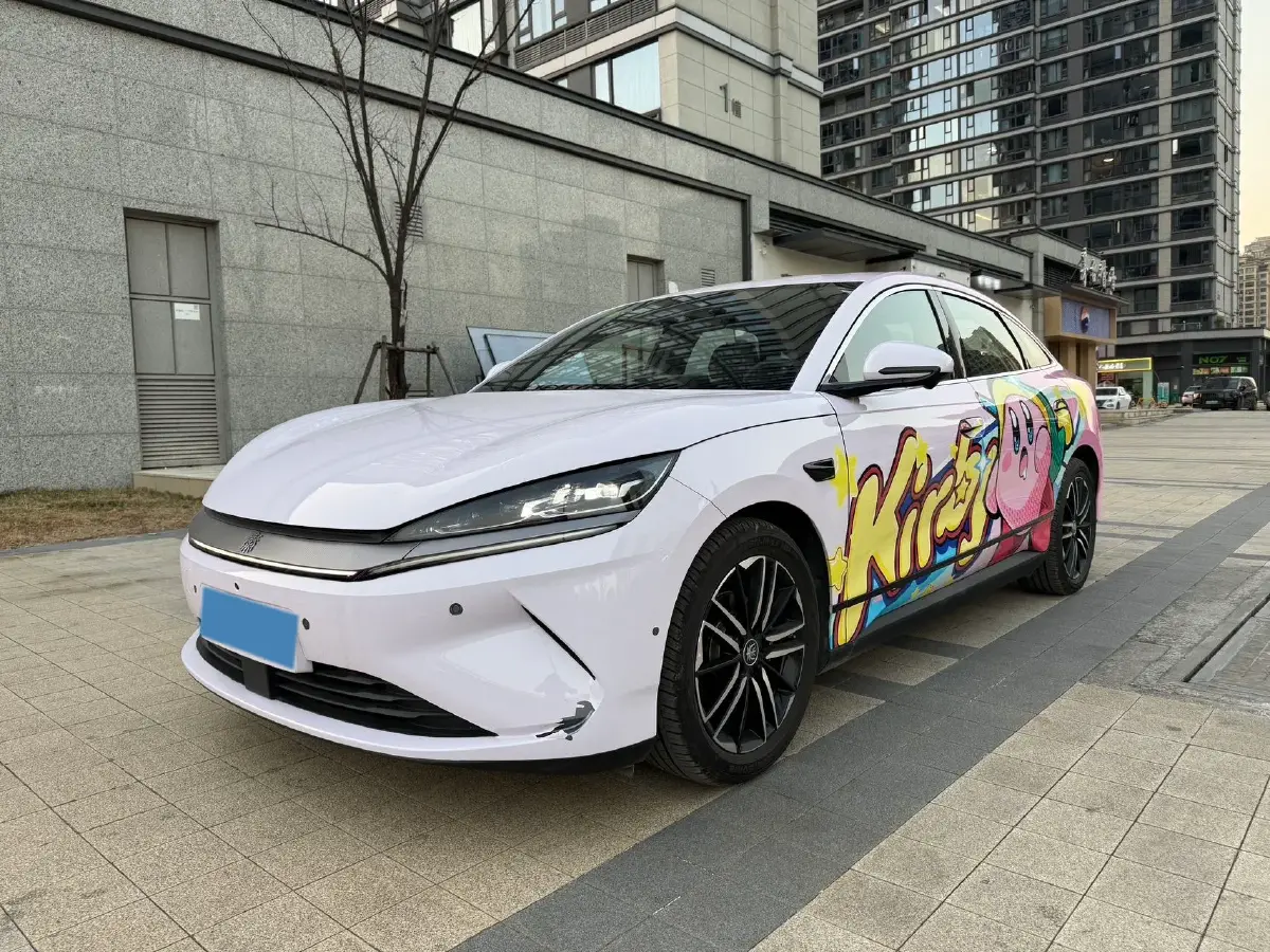 2025 BYD QinL BEV