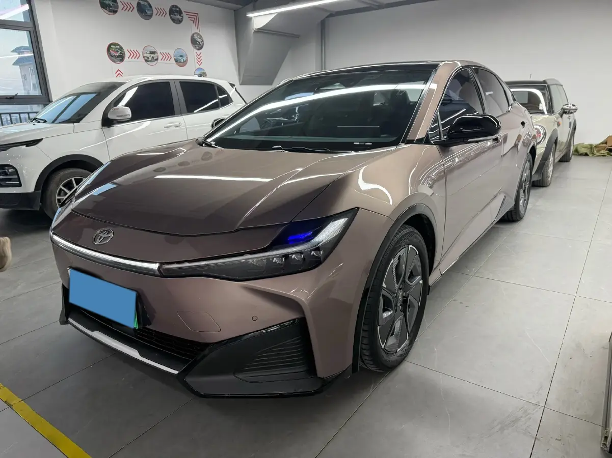 2023 Toyota bZ3 BEV 65.28KWH