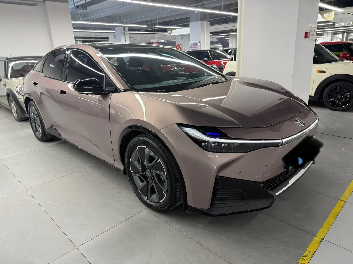 2023 Toyota bZ3 BEV 65.28KWH,autocango,china used car exporter,china ev exporter,chinese used car exporter,chinese used ev exporter