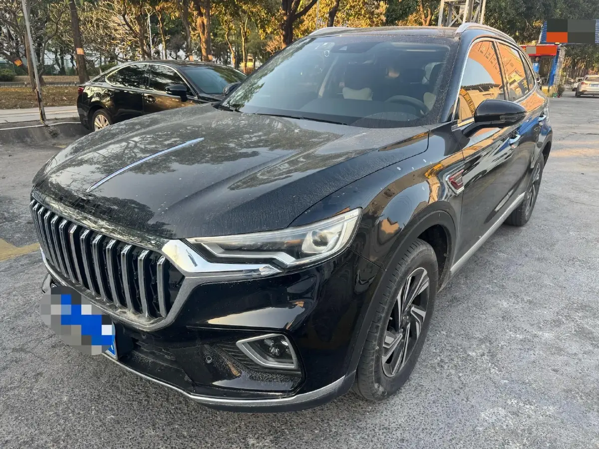 2022 HongQi HS5 2.0T 224HP L4 6AT