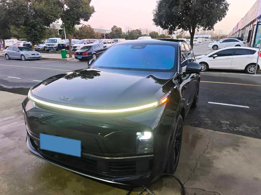 2023 Li L7 Range Extended 154HP REEV 40.9KWH