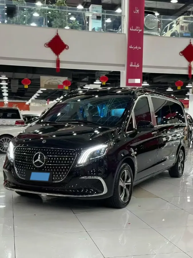 2024 Mercedes-Benz Vito 2.0T 231HP L4 9AT,autocango,china used car exporter,china ev exporter,chinese used car exporter,chinese used ev exporter