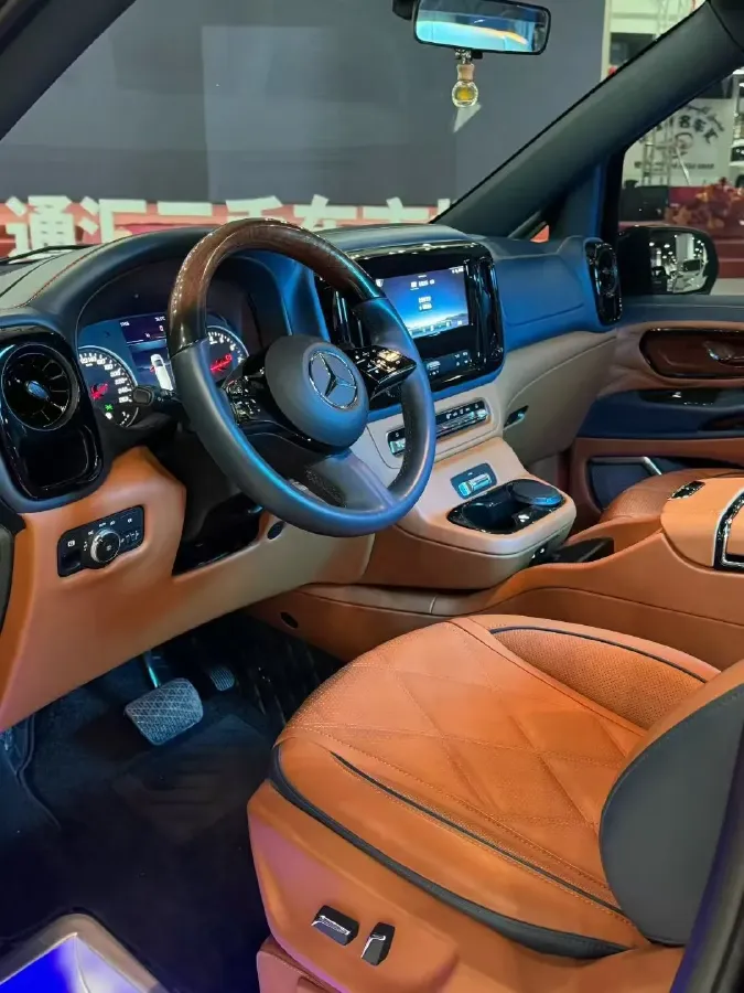 2024 Mercedes-Benz Vito 2.0T 231HP L4 9AT,autocango,china used car exporter,china ev exporter,chinese used car exporter,chinese used ev exporter