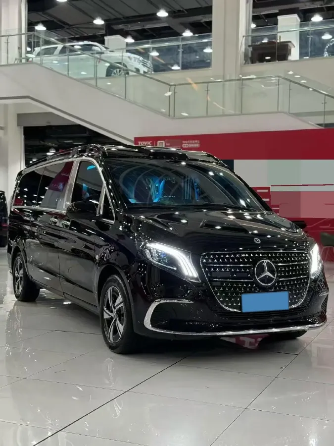 2024 Mercedes-Benz Vito 2.0T 231HP L4 9AT,autocango,china used car exporter,china ev exporter,chinese used car exporter,chinese used ev exporter