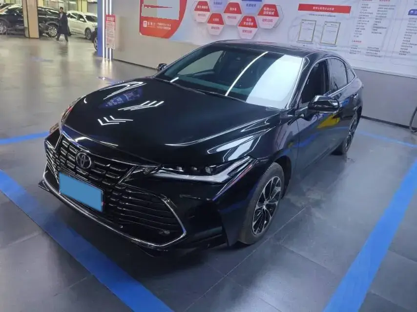 2023 Toyota Avalon 2.0L 177HP L4 CVT