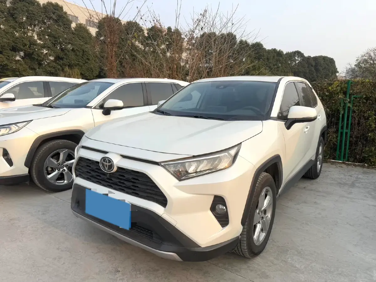 2021 Toyota RAV4 2.0L 171HP L4 CVT