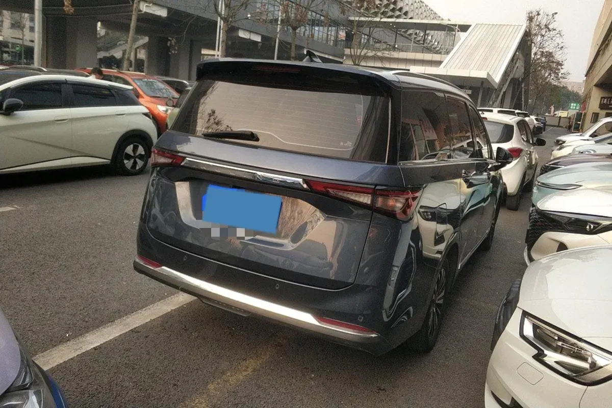 2022 Venucia T60 1.6L 126HP L4 CVT,autocango,china used car exporter,china ev exporter,chinese used car exporter,chinese used ev exporter
