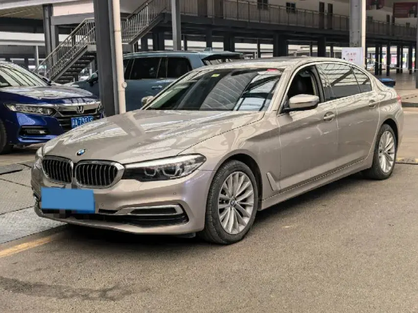 2020 BMW 5 Series 2.0T 184HP L4 8AT