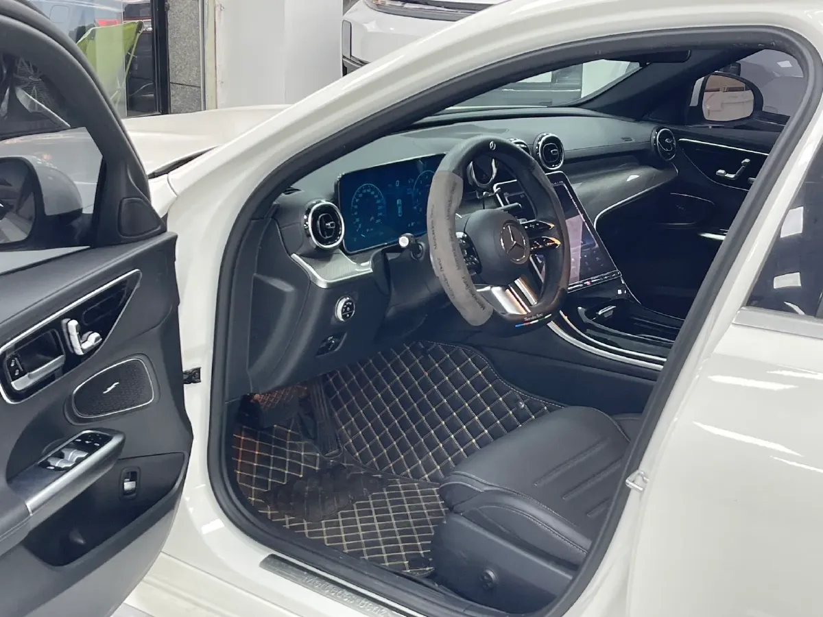 2023 Mercedes-Benz C Class 1.5T 170HP L4 9AT,autocango,china used car exporter,china ev exporter,chinese used car exporter,chinese used ev exporter