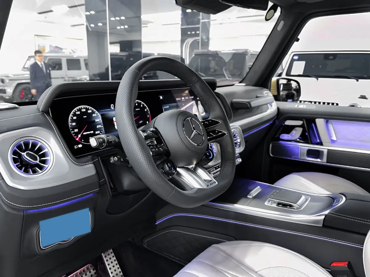 2025 Mercedes-Benz G AMG 4.0T 585HP V8 9AT,autocango,china used car exporter,china ev exporter,chinese used car exporter,chinese used ev exporter