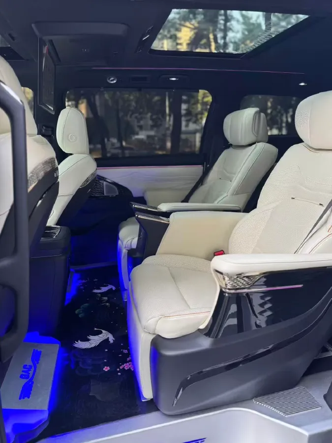 2023 GAC Trumpchi M8 2.0T 190HP L4 E-CVT Hybrid,autocango,china used car exporter,china ev exporter,chinese used car exporter,chinese used ev exporter