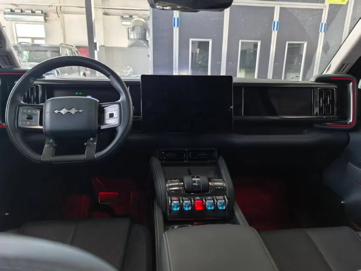 2025 FangChengBao Bao 5 1.5T 194HP L4 E-CVT PHEV 31.8KWH,autocango,china used car exporter,china ev exporter,chinese used car exporter,chinese used ev exporter