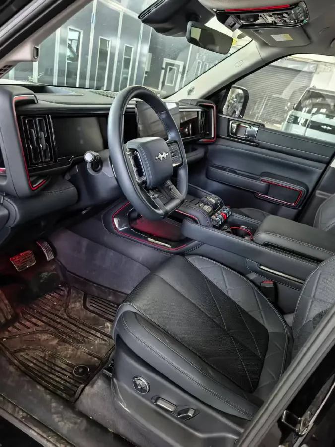 2025 FangChengBao Bao 5 1.5T 194HP L4 E-CVT PHEV 31.8KWH,autocango,china used car exporter,china ev exporter,chinese used car exporter,chinese used ev exporter