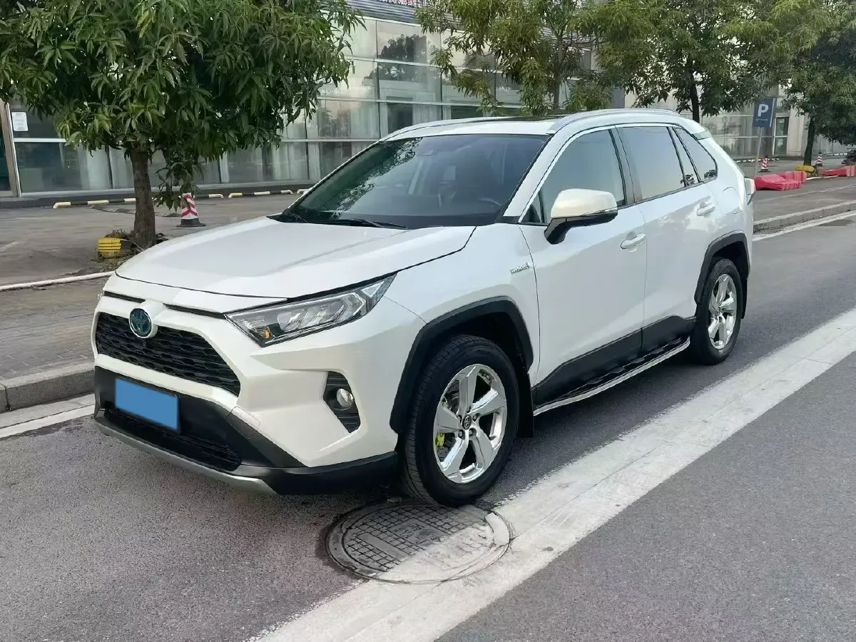 2020 Toyota RAV4 2.5L 178HP L4 E-CVT Hybrid