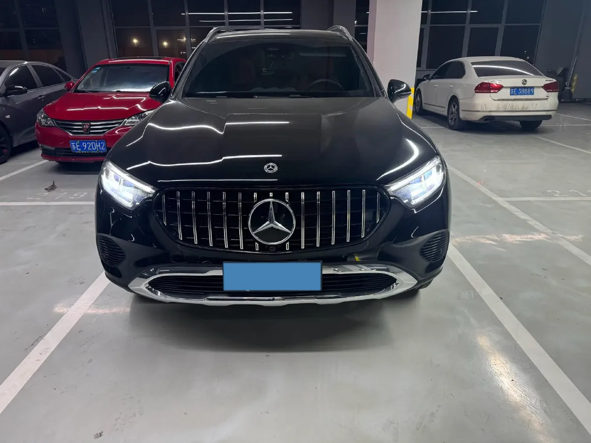 2024 Mercedes-Benz GLC Class 2.0T 204HP L4 9AT,autocango,china used car exporter,china ev exporter,chinese used car exporter,chinese used ev exporter