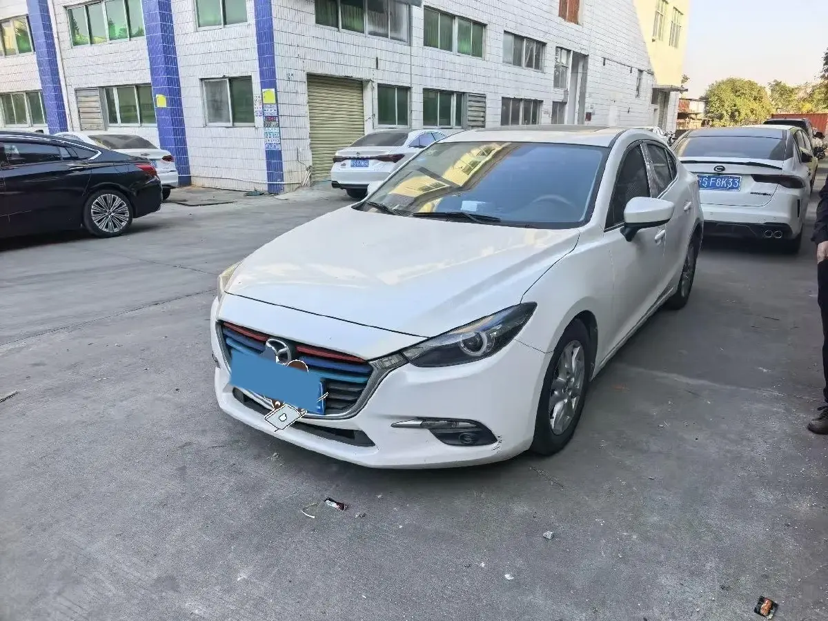 2019 Mazda 3 Axela 1.5L 117HP L4 6AT