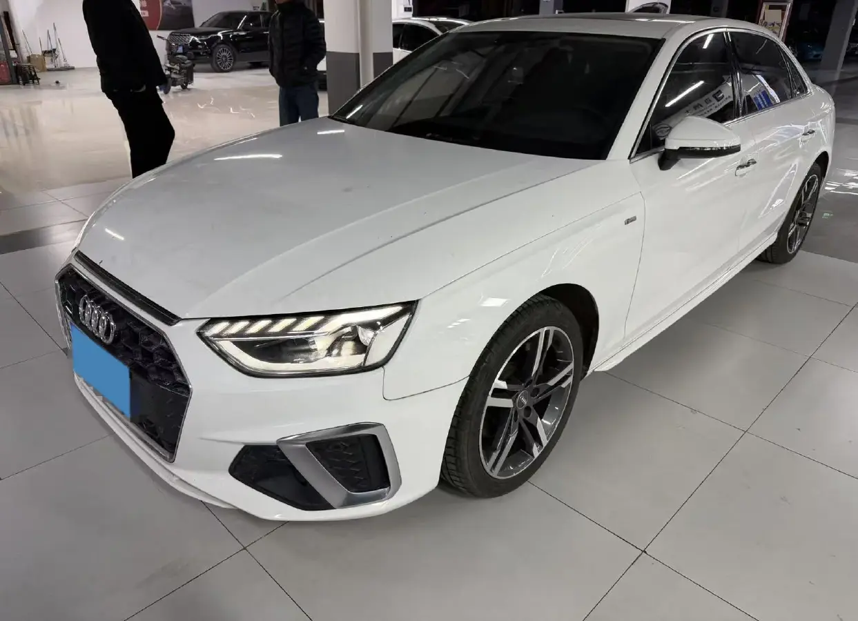 2020 Audi A4L 2.0T 190HP L4 7DCT