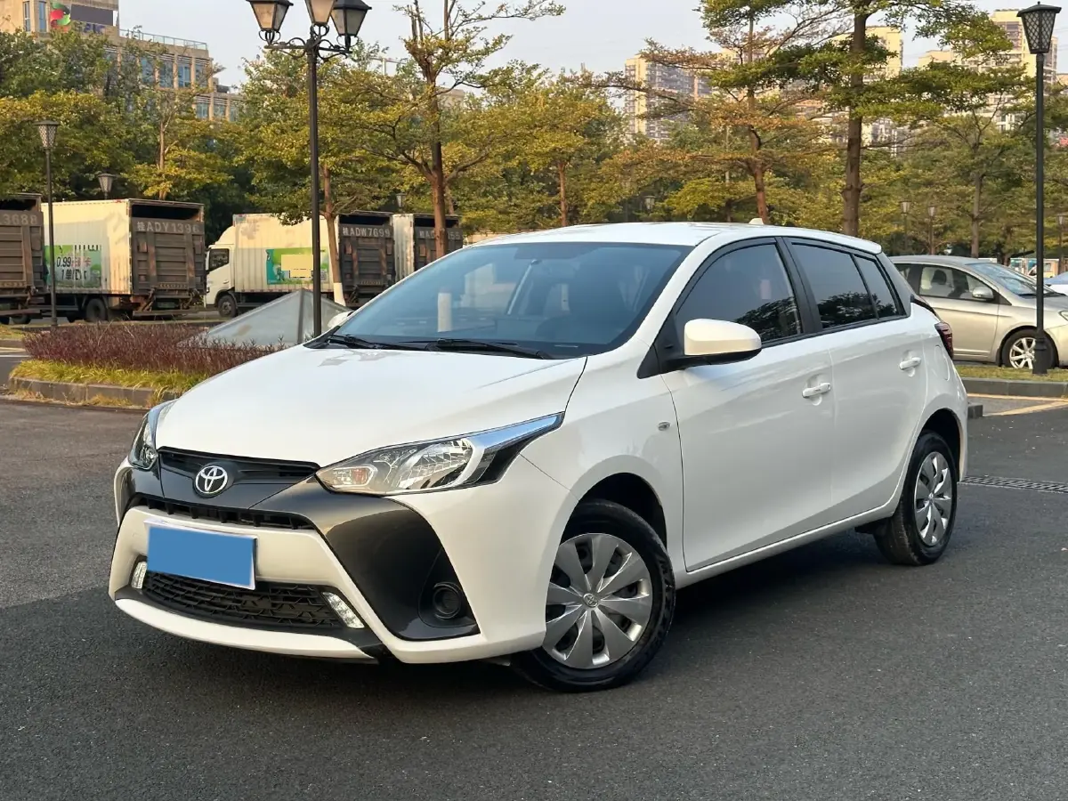 2022 Toyota Yaris L 1.5L 112HP L4 CVT