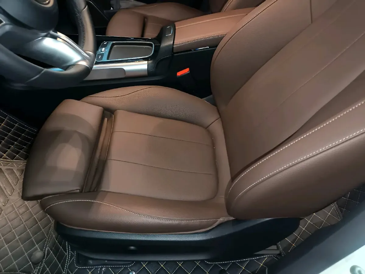 2025 Mercedes-Benz EQB Class BEV 73.5KWH,autocango,china used car exporter,china ev exporter,chinese used car exporter,chinese used ev exporter