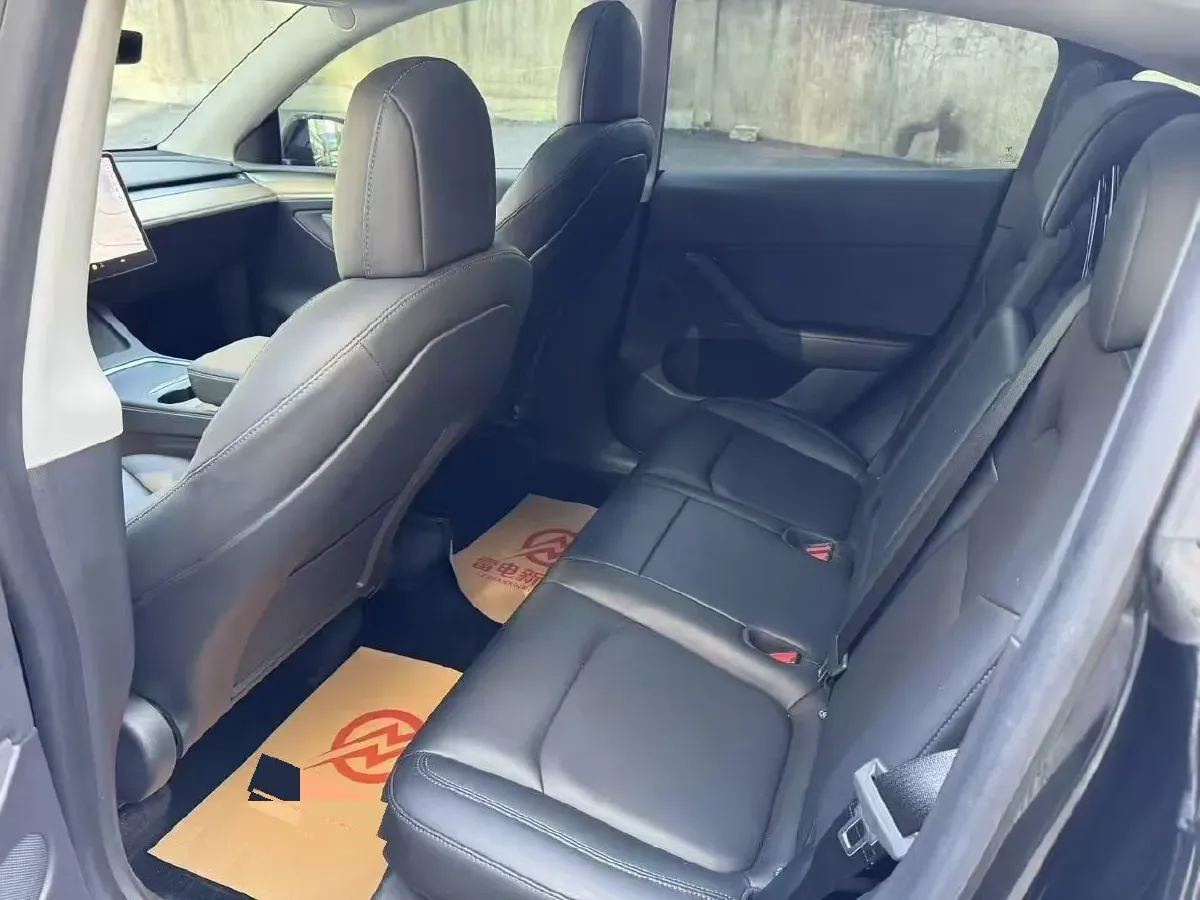 2021 Tesla Model Y BEV 60KWH,autocango,china used car exporter,china ev exporter,chinese used car exporter,chinese used ev exporter