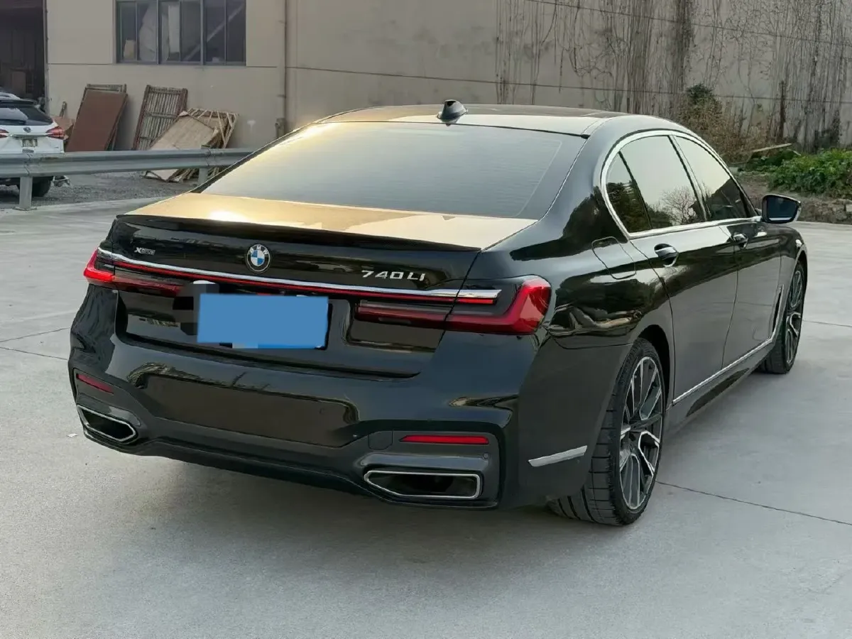 2019 BMW 7 Series 3.0T 340HP L6 8AT,autocango,china used car exporter,china ev exporter,chinese used car exporter,chinese used ev exporter