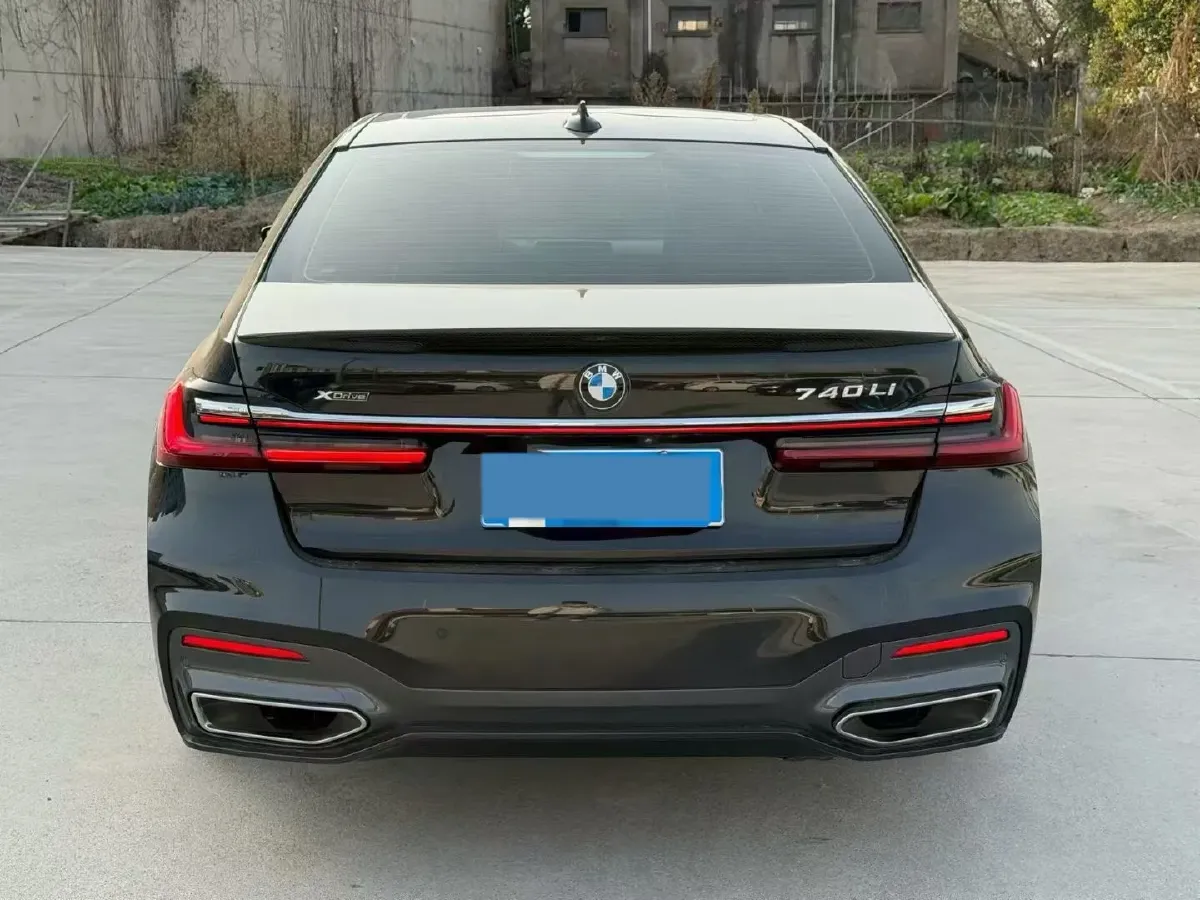 2019 BMW 7 Series 3.0T 340HP L6 8AT,autocango,china used car exporter,china ev exporter,chinese used car exporter,chinese used ev exporter