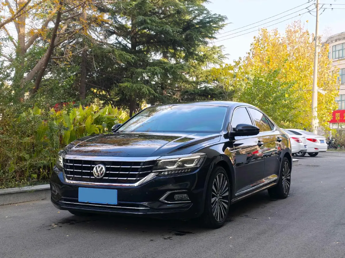 2020 Volkswagen Passat 2.0T 186HP L4 7DCT