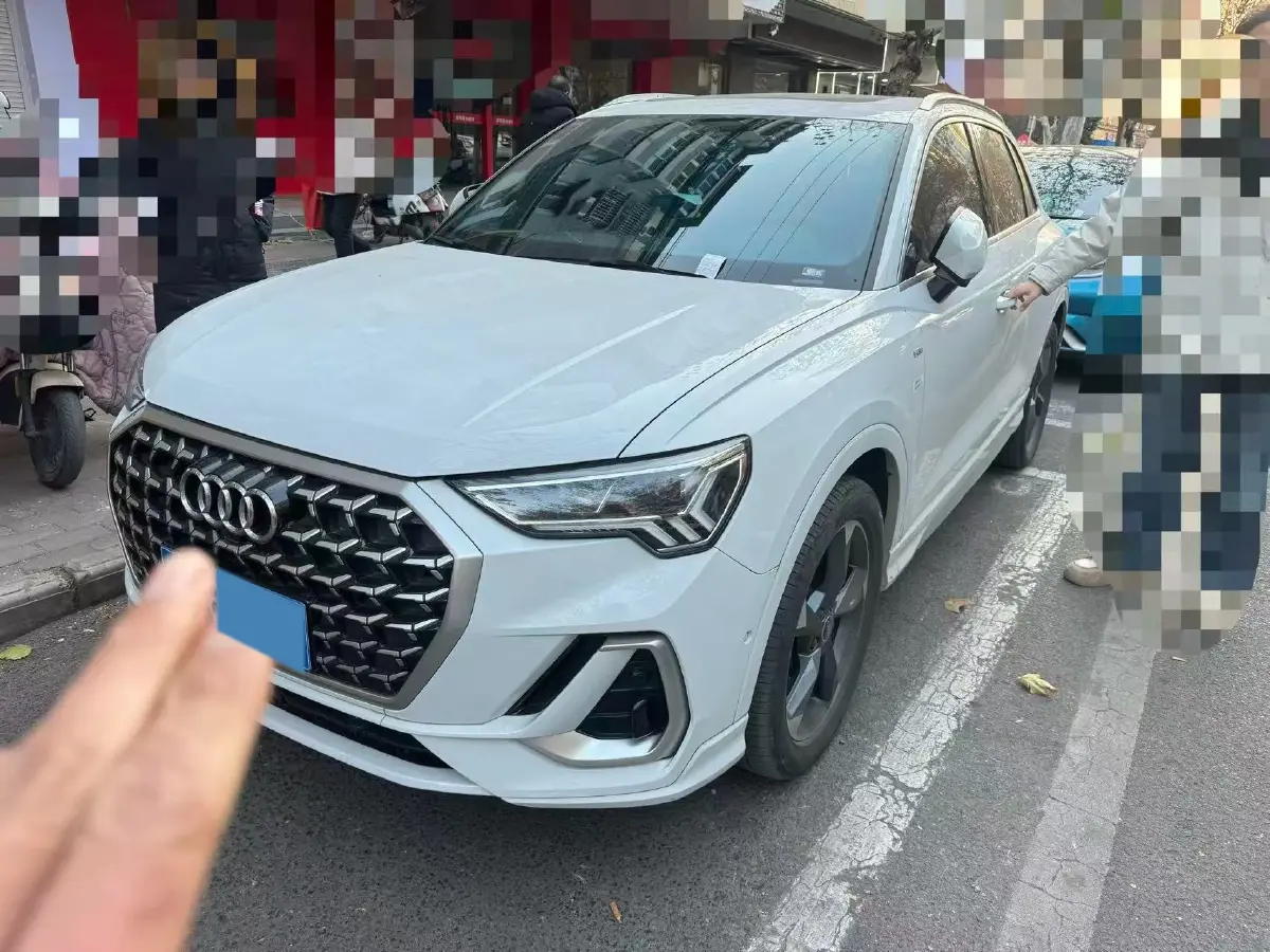 2023 Audi Q3 1.5T 160HP L4 7DCT
