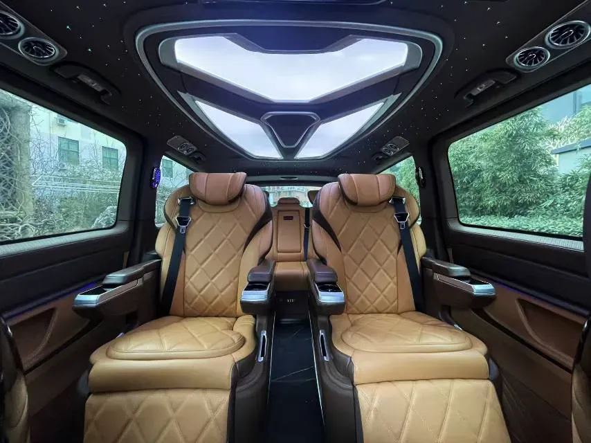 2023 Mercedes-Benz Vito 2.0T 211HP L4 9AT,autocango,china used car exporter,china ev exporter,chinese used car exporter,chinese used ev exporter