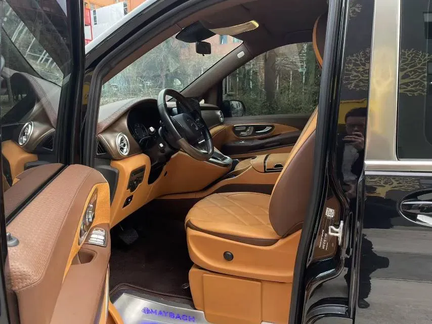 2023 Mercedes-Benz Vito 2.0T 211HP L4 9AT,autocango,china used car exporter,china ev exporter,chinese used car exporter,chinese used ev exporter