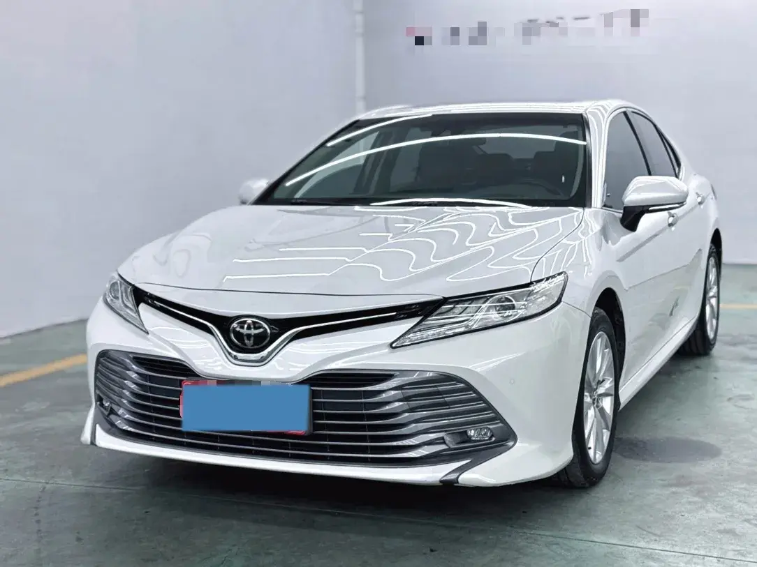 2018 Toyota Camry 2.0L 169HP L4 6AT