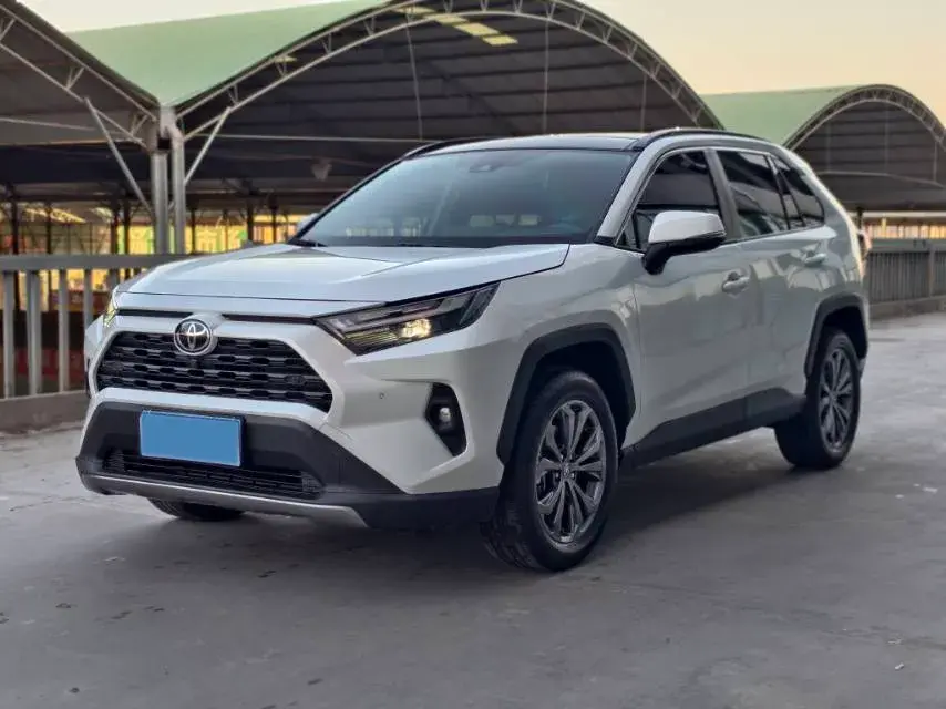 2023 Toyota RAV4 2.0L 171HP L4 CVT