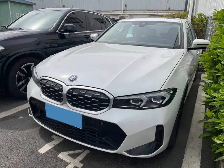 2024 BMW 3 Series 2.0T 184HP L4 8AT