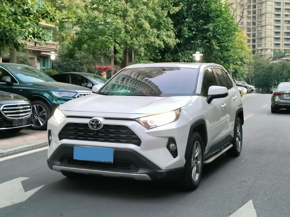 2021 Toyota RAV4 2.0L 171HP L4 CVT