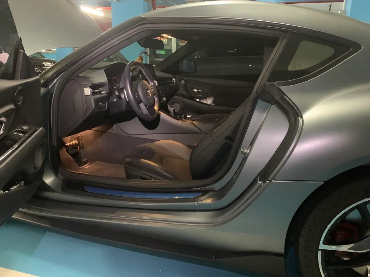 2022 Toyota Supra 3.0T 340HP L6 8AT,autocango,china used car exporter,china ev exporter,chinese used car exporter,chinese used ev exporter