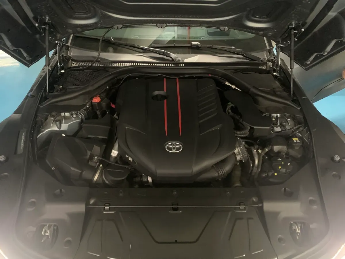 2022 Toyota Supra 3.0T 340HP L6 8AT,autocango,china used car exporter,china ev exporter,chinese used car exporter,chinese used ev exporter