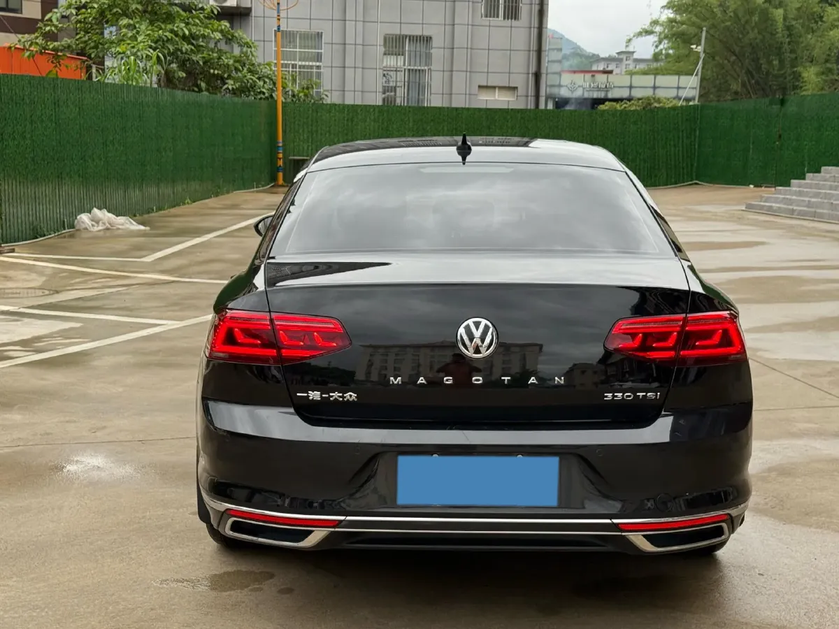 2020 Volkswagen Magotan 2.0T 186HP L4 7DCT,autocango,china used car exporter,china ev exporter,chinese used car exporter,chinese used ev exporter
