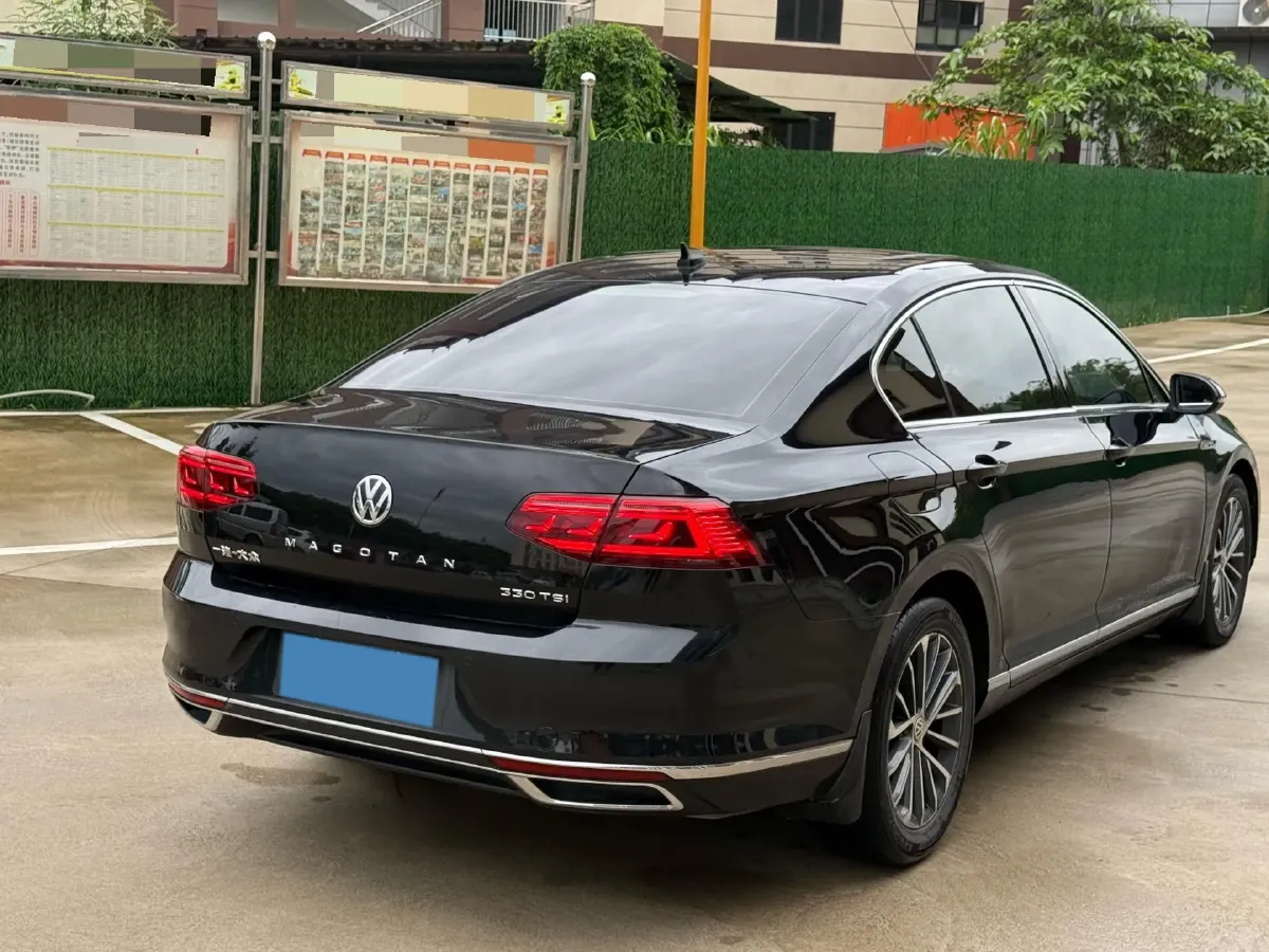 2020 Volkswagen Magotan 2.0T 186HP L4 7DCT,autocango,china used car exporter,china ev exporter,chinese used car exporter,chinese used ev exporter