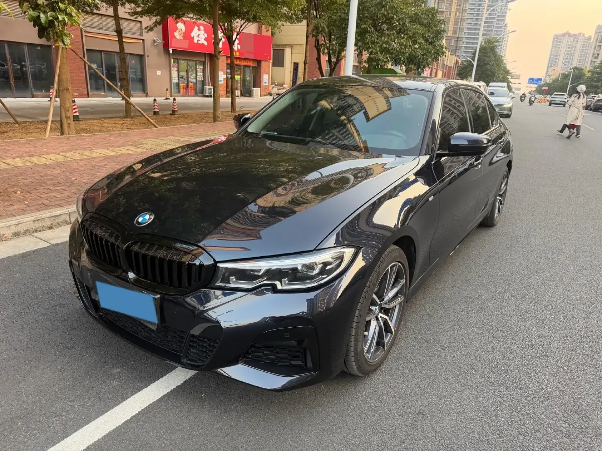 2022 BMW 3 Series 2.0T 184HP L4 8AT