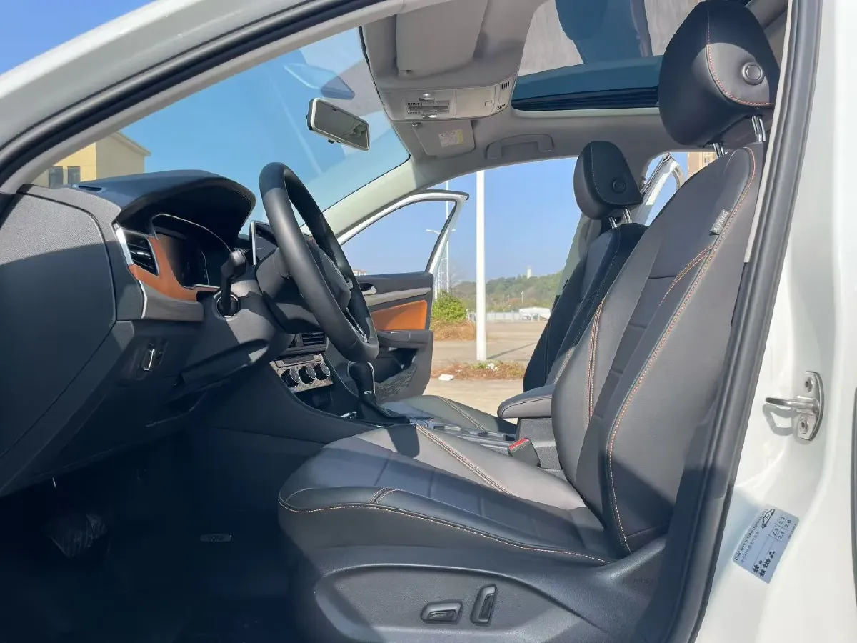 2024 Volkswagen Bora 1.2T 116HP L4 7DCT,autocango,china used car exporter,china ev exporter,chinese used car exporter,chinese used ev exporter