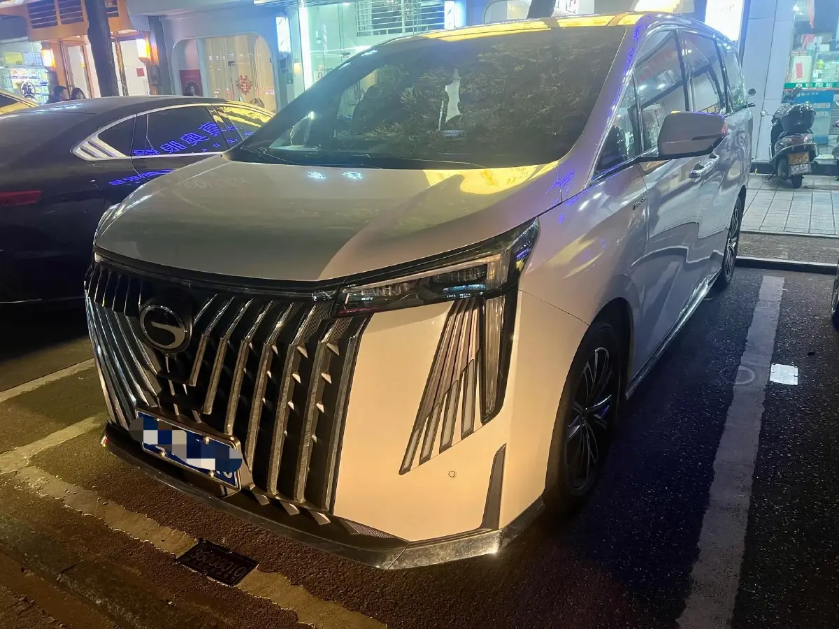 2023 GAC Trumpchi M8 2.0T 252HP L4 8AT