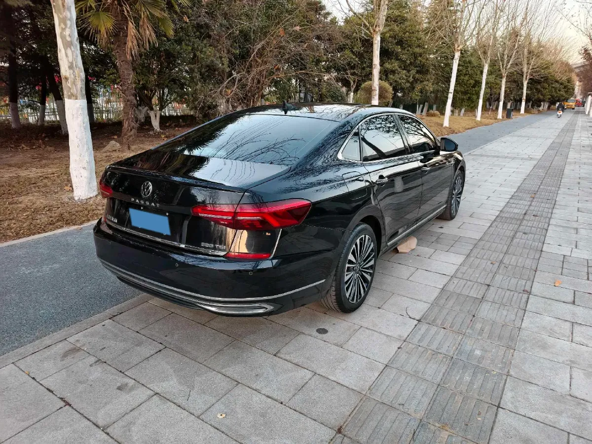 2021 Volkswagen Passat 2.0T 186HP L4 7DCT,autocango,china used car exporter,china ev exporter,chinese used car exporter,chinese used ev exporter