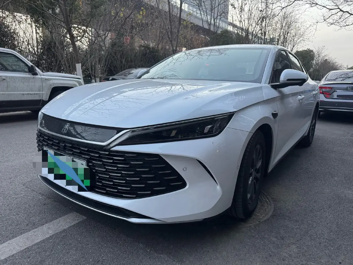 2025 BYD QinL 1.5L 101HP L4 E-CVT PHEV 10.08KWH