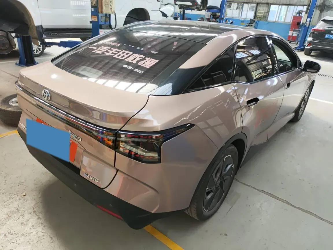 2023 Toyota bZ3 BEV 65.28KWH,autocango,china used car exporter,china ev exporter,chinese used car exporter,chinese used ev exporter
